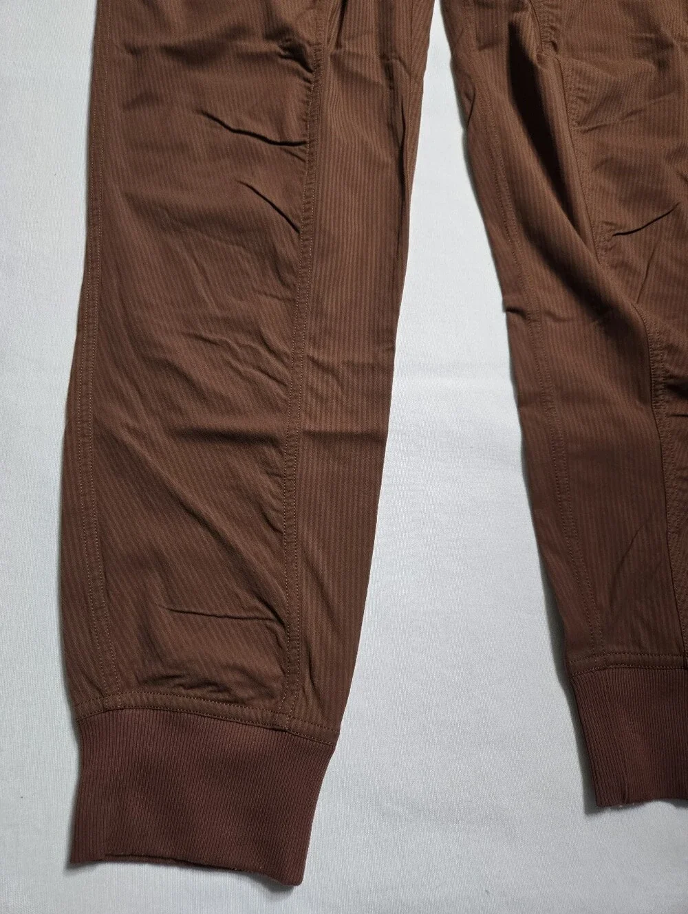 Lululemon Women's Dance Studio Mid-Rise Jogger Roasted Brown Swift sz 6